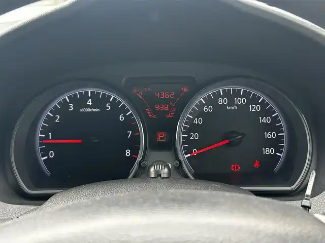日産 ノート XVセレ +セーフ 福島県 2015(平27)年 0.5万km ブリリアントホワイトパール ワンオーナー/純正SDナビ【MC314D-W】/(DVD/フルセグTV/Bluetooth/USB)/アラウンドビューモニター/エマージェンシーブレーキ/車線逸脱警報/スマートキー/ETC/前後ドライブレコーダー/横滑り防止機能/ドアバイザー/純正フロアマット/保証書/取扱説明書/スペアキー