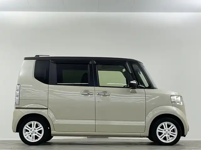 ホンダ Ｎ ＢＯＸ 2トーン G Lパッケージ 兵庫県 2016(平28)年 5.7万km プレミアムアイボリーパール2トーン ナビ Bluetooth バックカメラ 前後ドライブレコーダー 片側パワースライド オートライト スペアキー チップアップシート スマートキー アイドリングストップ ビルトインETC ベンチシート