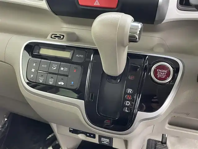 ホンダ Ｎ ＢＯＸ 2トーン G Lパッケージ 兵庫県 2016(平28)年 5.7万km プレミアムアイボリーパール2トーン ナビ Bluetooth バックカメラ 前後ドライブレコーダー 片側パワースライド オートライト スペアキー チップアップシート スマートキー アイドリングストップ ビルトインETC ベンチシート