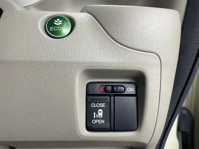 ホンダ Ｎ ＢＯＸ 2トーン G Lパッケージ 兵庫県 2016(平28)年 5.7万km プレミアムアイボリーパール2トーン ナビ Bluetooth バックカメラ 前後ドライブレコーダー 片側パワースライド オートライト スペアキー チップアップシート スマートキー アイドリングストップ ビルトインETC ベンチシート