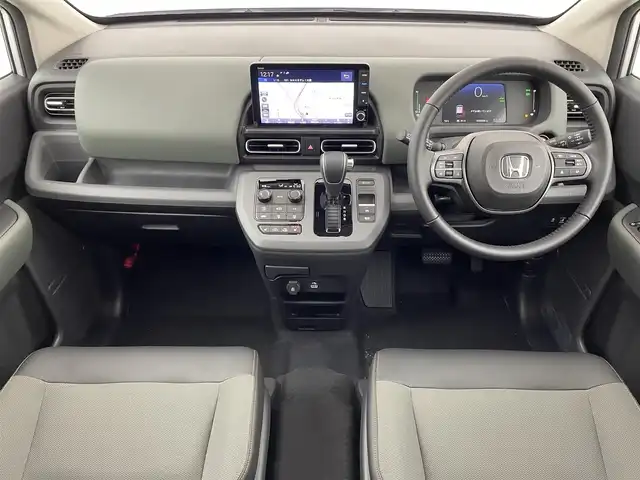 ホンダ フリード ハイブリット e:HEV クロスター 大阪府 2025(令7)年 0.1千km プラチナホワイトパール ホンダセンシング/　・衝突軽減ブレーキ/　・先行車発進お知らせ機能/　・アダプティブクルーズコントロール/　・車線維持支援システム/　・トラフィックジャムアシスト/　・ブラインドスポットフォーメーション/　・誤発進抑制機能/　・後方お発進抑制機能/　・パーキングセンサーシステム/純正メモリナビ/　　BT/AppleCarPlay/AndroidAuto/フルセグTV/バックカメラ/両側パワースライドドア/LEDオートライト/フォグランプ/合皮ハーフレザーシート/シートヒーター/純正15インチアルミホイール/ルーフレール/スマートキー