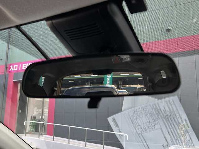 トヨタ シエンタ G グランパー 広島県 2021(令3)年 2.4万km ベージュ 禁煙車/トヨタセーフティセンス/・プリクラッシュセーフティ/・レーンキープアシスト/・オートマチックハイビーム/・先行車発進お知らせ/クリアランスソナー/純正ナビ（NSZT-W68T）/純正フリップダウンモニター（V12T-R68C）/バックカメラ/革巻きステアリング/ステアリングスイッチ/スマートキー/プッシュスタート/スペアキー/LEDヘッドライト/純正ドアバイザー/純正ドライブレコーダー（DRT-H68A）/ETC/Wエアバック