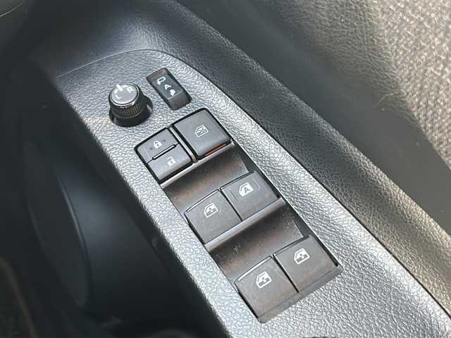 トヨタ シエンタ G グランパー 広島県 2021(令3)年 2.4万km ベージュ 禁煙車/トヨタセーフティセンス/・プリクラッシュセーフティ/・レーンキープアシスト/・オートマチックハイビーム/・先行車発進お知らせ/クリアランスソナー/純正ナビ（NSZT-W68T）/純正フリップダウンモニター（V12T-R68C）/バックカメラ/革巻きステアリング/ステアリングスイッチ/スマートキー/プッシュスタート/スペアキー/LEDヘッドライト/純正ドアバイザー/純正ドライブレコーダー（DRT-H68A）/ETC/Wエアバック