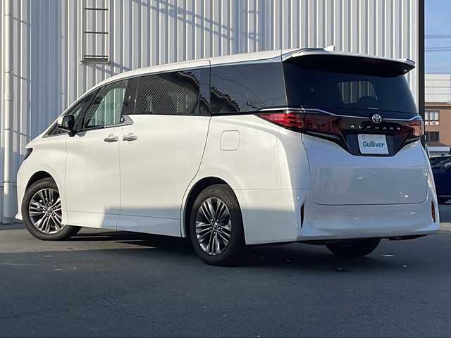 トヨタ アルファード Z 三重県 2024(令6)年 1万km プラチナホワイトパールマイカ 純正14型ナビ/全周囲カメラ/ガラスルーフ/BSM/ワイヤレス充電器/ハーフレザーシート/デジタルインナーミラー/ビルトインETC2.0/両側パワースライドドア/前後コーナーセンサー/パワーバックドア/ステアリングヒーター/革巻きステアリング/ステアリングスイッチ/パワーシート/シートヒーター/エアーシート/タイプC給電ポート/レーダークルーズコントロール/衝突軽減ブレーキ/純正フロアマット/LEDヘッドライト/オートハイビーム/オートライト/スペアキー/電動格納ミラー/禁煙車