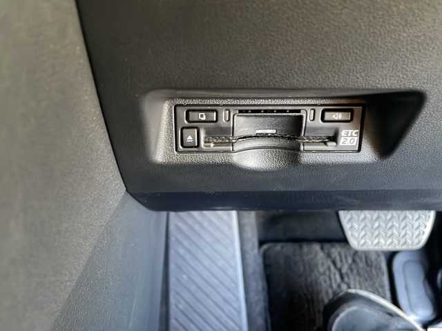 トヨタ アルファード Z 三重県 2024(令6)年 1万km プラチナホワイトパールマイカ 純正14型ナビ/全周囲カメラ/ガラスルーフ/BSM/ワイヤレス充電器/ハーフレザーシート/デジタルインナーミラー/ビルトインETC2.0/両側パワースライドドア/前後コーナーセンサー/パワーバックドア/ステアリングヒーター/革巻きステアリング/ステアリングスイッチ/パワーシート/シートヒーター/エアーシート/タイプC給電ポート/レーダークルーズコントロール/衝突軽減ブレーキ/純正フロアマット/LEDヘッドライト/オートハイビーム/オートライト/スペアキー/電動格納ミラー/禁煙車