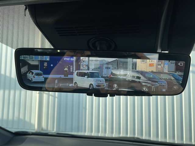 トヨタ アルファード Z 三重県 2024(令6)年 1万km プラチナホワイトパールマイカ 純正14型ナビ/全周囲カメラ/ガラスルーフ/BSM/ワイヤレス充電器/ハーフレザーシート/デジタルインナーミラー/ビルトインETC2.0/両側パワースライドドア/前後コーナーセンサー/パワーバックドア/ステアリングヒーター/革巻きステアリング/ステアリングスイッチ/パワーシート/シートヒーター/エアーシート/タイプC給電ポート/レーダークルーズコントロール/衝突軽減ブレーキ/純正フロアマット/LEDヘッドライト/オートハイビーム/オートライト/スペアキー/電動格納ミラー/禁煙車