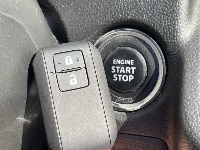 スズキ ワゴンＲ スティングレー HYBRID X 愛知県 2017(平29)年 2.5万km 茶 スズキセーフティサポート/SDナビ/シートヒーター/ヘッドアップディスプレイ/アルミホイール/LEDヘッドライト/レーンキープアシスト/ドライブレコーダー/衝突軽減システム/フルセグ/CD DVD/Bluetooth/ステアリングスイッチ/スマートキー/プッシュスタート