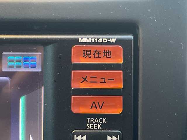 日産 マーチ 12X Vセレクション 大阪府 2015(平27)年 5.1万km ブリリアントホワイトパール /禁煙車//ワンオーナー車//ディーラーオプションSDナビ/・FM・AM・フルセグTV・SD・CD・AUX・USB//バックカメラ//前後ドライブレコーダー//レーダー探知機//プラズマクラスター一体型ルームランプ//スマートキー//プッシュスタート//アイドリングストップ//電動格納ミラー//社外14インチアルミホイール//社外LEDヘッドライトバルブ//保証書//取扱説明書//スペアキー