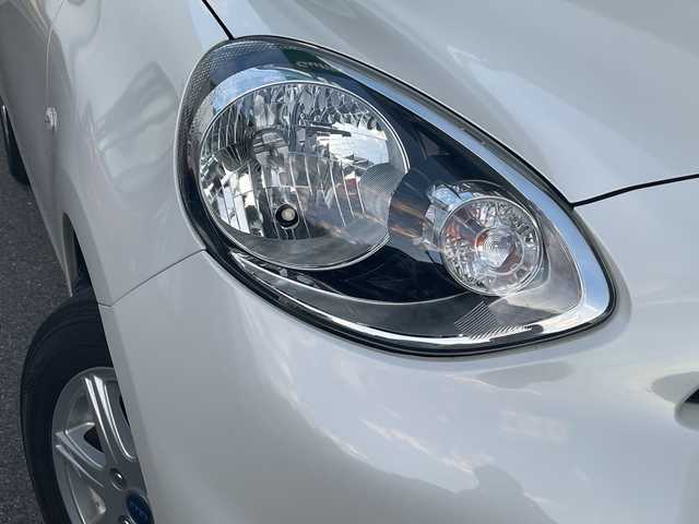 日産 マーチ 12X Vセレクション 大阪府 2015(平27)年 5.1万km ブリリアントホワイトパール /禁煙車//ワンオーナー車//ディーラーオプションSDナビ/・FM・AM・フルセグTV・SD・CD・AUX・USB//バックカメラ//前後ドライブレコーダー//レーダー探知機//プラズマクラスター一体型ルームランプ//スマートキー//プッシュスタート//アイドリングストップ//電動格納ミラー//社外14インチアルミホイール//社外LEDヘッドライトバルブ//保証書//取扱説明書//スペアキー