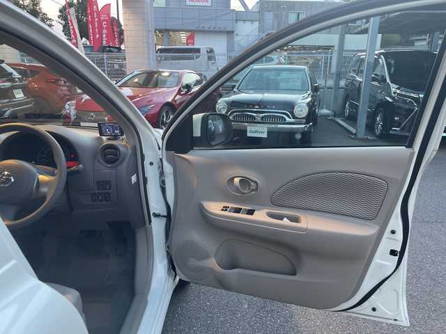 日産 マーチ 12X Vセレクション 大阪府 2015(平27)年 5.1万km ブリリアントホワイトパール /禁煙車//ワンオーナー車//ディーラーオプションSDナビ/・FM・AM・フルセグTV・SD・CD・AUX・USB//バックカメラ//前後ドライブレコーダー//レーダー探知機//プラズマクラスター一体型ルームランプ//スマートキー//プッシュスタート//アイドリングストップ//電動格納ミラー//社外14インチアルミホイール//社外LEDヘッドライトバルブ//保証書//取扱説明書//スペアキー