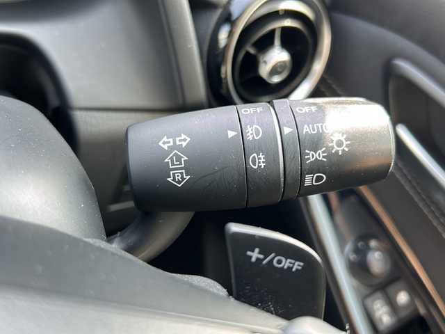 マツダ デミオ XD ツーリング 石川県 2017(平29)年 6.4万km ディープクリスタルブルーマイカ 純正メーカーSDナビ　/（CD/DVD/BT/SD/USB/AUX）/ビルドインETC　/全方位カメラ/シートヒーター/レーダークルーズコントロール　/スペアキー　/ドライブレコーダー　/HUD/純正アルミホイール　/オートライト　