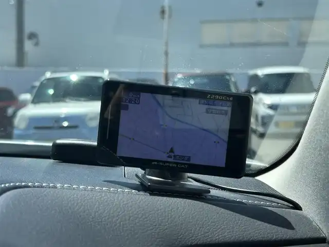 レクサス ＧＳ 300h 富山県 2018(平30)年 4.9万km ソニッククォーツ 純正SDナビ（AM/FM/CD/DVD）/Bluetooth/フルセグTV/バッグカメラ/純正ドライブレコーダー（前方のみ）/ビルトインETC2.0/レーダークルーズコントロール/衝突被害軽減システム/横滑り防止装置/パドルシフト/車線逸脱防止機能/ステアリングヒーター/サンルーフ/パワーシート（D/N席）/シートヒーター（D/N席）/純正フロアマット/コーナーセンサー前後/電格ミラー/LEDヘッドライト/オートライト/オートハイビーム/プッシュスタート/スマートキー×２/カードキー/取扱説明書/保証書