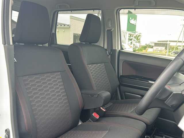 スズキ ワゴンＲ スティングレー HYBRID T 富山県 2017(平29)年 5.1万km ピュアホワイトP ４ＷＤ　/純正ナビ　/全方位カメラ　/衝突被害軽減ブレーキ　/クルーズコントロール　/シートヒーター（Ｄ／Ｎ）　/スペアキー　/ＨＵＤ　/ＵＳＢ入力端子　/ＬＥＤヘッドライト　/純正ドラレコ　/純正ビルトインＥＴＣ/取扱説明書/保証書/ナビ取扱説明書
