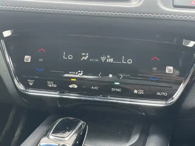 ホンダ ヴェゼル ハイブリッド モデューロ X ホンダセンシング 千葉県 2020(令2)年 5.7万km プレミアムクリスタルブルークリスタル ホンダセンシング/純正7インチSDナビ/フルセグTV/DVD/CD/BT/USB/iPod/AUX/ビルトインETC/D+N席シートヒーター/パドルシフト/ステアリングスイッチ/電動パーキングブレーキ/オートホールド/プラズマクラスター機能付きオートエアコン/LEDヘッドライト/オートライト/電動格納ミラー/オートミラー/ウインカーミラー/純正フロアマット/ドアバイザー