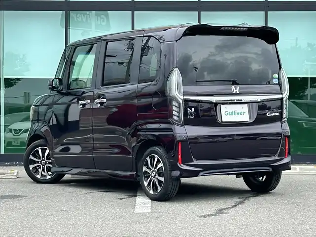 ホンダ Ｎ ＢＯＸ カスタム G L ホンダセンシング 和歌山県 2018(平30)年 9.2万km プレミアムベルベットパープル・パール 社外7インチナビ(AViC-HRZ900)/バックカメラ/フルセグTV/BT/CD/DVD/衝突被害軽減ブレーキ/レーダークルーズコントロール/レーンキープアシスト/後方コーナーセンサー/オートライト/ビルトインETC/片側パワースライド/LEDヘッドライト/フォグランプ/後席ロール式サンシェード/ステアリングリモコン/フロントシーケンシャル