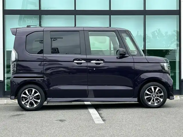 ホンダ Ｎ ＢＯＸ カスタム G L ホンダセンシング 和歌山県 2018(平30)年 9.2万km プレミアムベルベットパープル・パール 社外7インチナビ(AViC-HRZ900)/バックカメラ/フルセグTV/BT/CD/DVD/衝突被害軽減ブレーキ/レーダークルーズコントロール/レーンキープアシスト/後方コーナーセンサー/オートライト/ビルトインETC/片側パワースライド/LEDヘッドライト/フォグランプ/後席ロール式サンシェード/ステアリングリモコン/フロントシーケンシャル