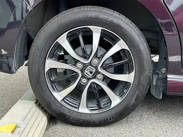 ホンダ Ｎ ＢＯＸ カスタム G L ホンダセンシング 和歌山県 2018(平30)年 9.2万km プレミアムベルベットパープル・パール 社外7インチナビ(AViC-HRZ900)/バックカメラ/フルセグTV/BT/CD/DVD/衝突被害軽減ブレーキ/レーダークルーズコントロール/レーンキープアシスト/後方コーナーセンサー/オートライト/ビルトインETC/片側パワースライド/LEDヘッドライト/フォグランプ/後席ロール式サンシェード/ステアリングリモコン/フロントシーケンシャル
