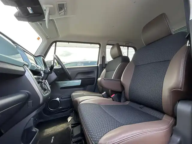 スズキ ハスラー タフワイルド 大阪府 2018(平30)年 1.5万km オフブルーメタリック/ブラック 2トーン 純正ナビ　/  BT/USB/AUX/CD/DVD/ワンオーナー　/バックカメラ　/ＬＥＤ　/前席シートヒーター　/純正フロアマット　/ハーフレザーシート　/アイドリングストップ　/衝突軽減システム