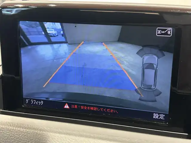 アウディ Ｑ３ 2．0 TFSI クワトロ 180PS 道央・札幌 2017(平29)年 6.2万km ミトスブラックメタリック メタリックペイント/レザーパッケージ/　・ファインナッパレザーシート/　・シートヒーター/　・デコラティブパネルウォルナットバルサミックブラウン/バックカメラ/MMIナビゲーション/　・フルセグTV/　・CD/DVD/SD/Bluetooth/ETC