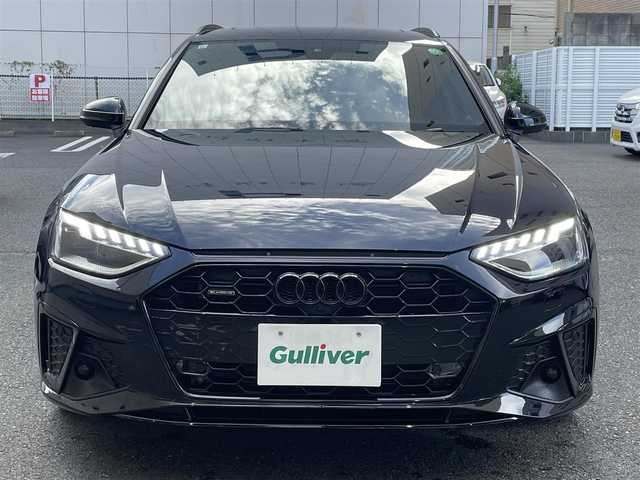 アウディ アウディ Ａ４ アバント 40TDIクワトロ Sライン 神奈川県 2023(令5)年 2.6万km ミトスブラックメタリック ワンオーナー/パノラマサンルーフ/Sライン/クルーズコントロール/ETC2.0/ハーフレザー/純正ナビ/プッシュスタート/純正ドラレコ/運転席／助手席パワーシート/純正19AW