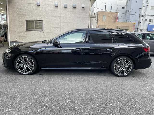 アウディ アウディ Ａ４ アバント 40TDIクワトロ Sライン 神奈川県 2023(令5)年 2.6万km ミトスブラックメタリック ワンオーナー/パノラマサンルーフ/Sライン/クルーズコントロール/ETC2.0/ハーフレザー/純正ナビ/プッシュスタート/純正ドラレコ/運転席／助手席パワーシート/純正19AW