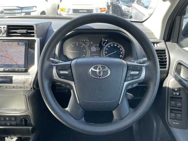 トヨタ ランドクルーザー プラド TX 岩手県 2019(令1)年 4.5万km ブラック 4WD/ディーゼル/レーダークルーズコントロール/バックカメラ/サンルーフ/ドアバイザー/フロアマット/LDA/LEDヘッドライト/ヘッドライトウォッシャー/コーナーセンサー/ETC/アルパイン9インチナビ/フルセグ/CD/DVD/BT/社外20AW