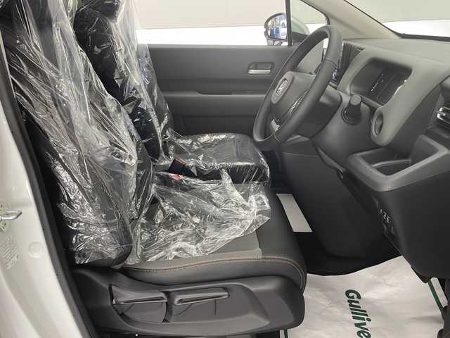 ホンダ フリード ハイブリット e:HEV クロスター 宮崎県 2025(令7)年 0.1千km プラチナホワイトパール 登録済み未使用車/ホンダセンシング/純正9型ディスプレイオーディオナビTV/（LXM-242ZFNI/HONDA CONNECT/Bluetooth/FMAM/HDMI/フルセグTV)/純正バックカメラ/純正LEDオートライト/純正LEDフォグ/純正15インチアルミ/両側電動スライドドア/アダプティブクルーズコントロール/レーンディパーチャーアラート/ブラインドスポットモニター/クリアランスソナー/電子パーキング/オートホールド/ハーフレザーシート/前席シートヒーター/本革巻ハンドル/オートエアコン/スマートキー/プッシュエンジンスタート/スペアキー/新車時保証書/取扱い説明書