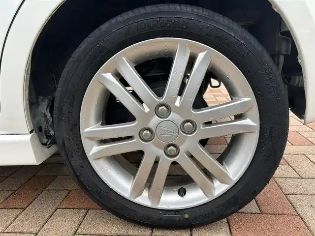 ダイハツ ムーヴ コンテ カスタム RS 新潟県 2015(平27)年 10.8万km パールホワイトⅢ (株)IDOMが運営する【じしゃロン新潟店】の自社ローン対象車両になります。こちらは現金ご利用時の価格です。自社ローンご希望の方は別途その旨お申付け下さい。/スマートキー/社外CDオーディオ/純正AW/ウインカーミラー/本革巻きステアリング/純正キセノンヘッドランプ