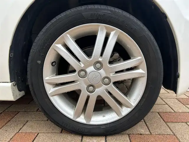 ダイハツ ムーヴ コンテ カスタム RS 新潟県 2015(平27)年 10.8万km パールホワイトⅢ (株)IDOMが運営する【じしゃロン新潟店】の自社ローン対象車両になります。こちらは現金ご利用時の価格です。自社ローンご希望の方は別途その旨お申付け下さい。/スマートキー/社外CDオーディオ/純正AW/ウインカーミラー/本革巻きステアリング/純正キセノンヘッドランプ