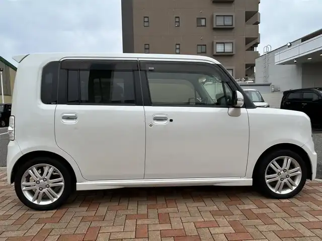 ダイハツ ムーヴ コンテ カスタム RS 新潟県 2015(平27)年 10.8万km パールホワイトⅢ (株)IDOMが運営する【じしゃロン新潟店】の自社ローン対象車両になります。こちらは現金ご利用時の価格です。自社ローンご希望の方は別途その旨お申付け下さい。/スマートキー/社外CDオーディオ/純正AW/ウインカーミラー/本革巻きステアリング/純正キセノンヘッドランプ