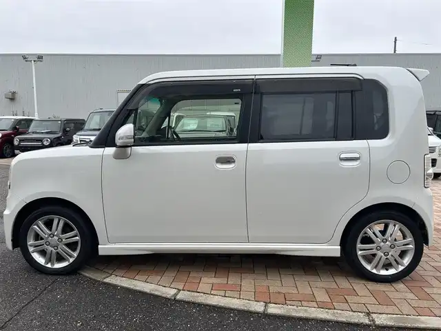 ダイハツ ムーヴ コンテ カスタム RS 新潟県 2015(平27)年 10.8万km パールホワイトⅢ (株)IDOMが運営する【じしゃロン新潟店】の自社ローン対象車両になります。こちらは現金ご利用時の価格です。自社ローンご希望の方は別途その旨お申付け下さい。/スマートキー/社外CDオーディオ/純正AW/ウインカーミラー/本革巻きステアリング/純正キセノンヘッドランプ