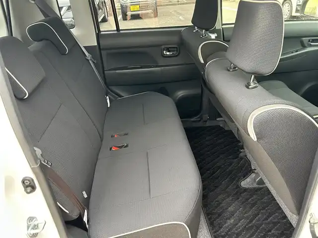 ダイハツ ムーヴ コンテ カスタム RS 新潟県 2015(平27)年 10.8万km パールホワイトⅢ (株)IDOMが運営する【じしゃロン新潟店】の自社ローン対象車両になります。こちらは現金ご利用時の価格です。自社ローンご希望の方は別途その旨お申付け下さい。/スマートキー/社外CDオーディオ/純正AW/ウインカーミラー/本革巻きステアリング/純正キセノンヘッドランプ