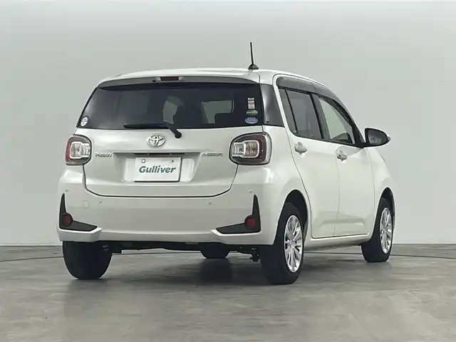 トヨタ パッソ モーダ 福島県 2019(令1)年 7.4万km パールホワイトⅢ トヨタセーフティセンス/・プリクラッシュセーフティ/・衝突被害軽減ブレーキ/・盗難防止装置/・車線逸脱警報装置/・コーナーセンサー/・オートマチックハイビーム/・スマートアシスト/純正7インチナビ/・型番：NSCN-W68/・フルセグTV/BT/AUX/AM/FM/・ドライブレコーダー/・ETC/・バックカメラ/ステアリングスイッチ/ベンチシート/プッシュスタート/・スマートキー/アイドリングストップ/LEDヘッドライト/・オートライト/電動格納ミラー/・ウィンカーミラー/純正フロアマット/ドアバイザー