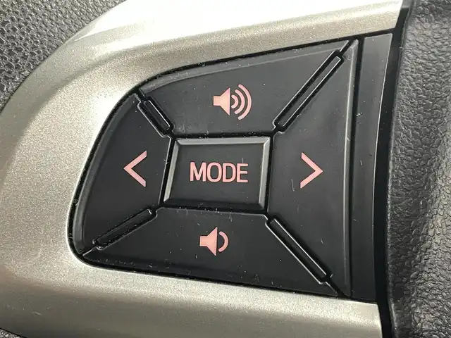 トヨタ パッソ モーダ 福島県 2019(令1)年 7.4万km パールホワイトⅢ トヨタセーフティセンス/・プリクラッシュセーフティ/・衝突被害軽減ブレーキ/・盗難防止装置/・車線逸脱警報装置/・コーナーセンサー/・オートマチックハイビーム/・スマートアシスト/純正7インチナビ/・型番：NSCN-W68/・フルセグTV/BT/AUX/AM/FM/・ドライブレコーダー/・ETC/・バックカメラ/ステアリングスイッチ/ベンチシート/プッシュスタート/・スマートキー/アイドリングストップ/LEDヘッドライト/・オートライト/電動格納ミラー/・ウィンカーミラー/純正フロアマット/ドアバイザー