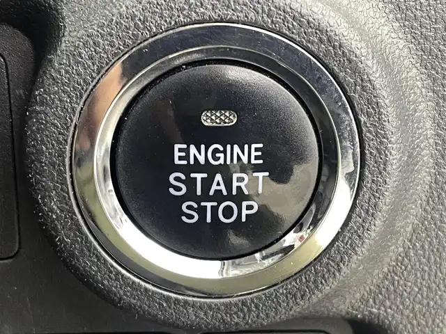 トヨタ パッソ モーダ 福島県 2019(令1)年 7.4万km パールホワイトⅢ トヨタセーフティセンス/・プリクラッシュセーフティ/・衝突被害軽減ブレーキ/・盗難防止装置/・車線逸脱警報装置/・コーナーセンサー/・オートマチックハイビーム/・スマートアシスト/純正7インチナビ/・型番：NSCN-W68/・フルセグTV/BT/AUX/AM/FM/・ドライブレコーダー/・ETC/・バックカメラ/ステアリングスイッチ/ベンチシート/プッシュスタート/・スマートキー/アイドリングストップ/LEDヘッドライト/・オートライト/電動格納ミラー/・ウィンカーミラー/純正フロアマット/ドアバイザー