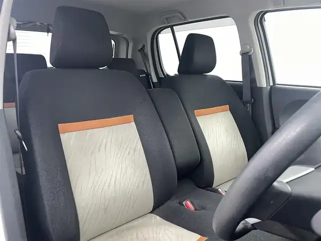 トヨタ パッソ モーダ 福島県 2019(令1)年 7.4万km パールホワイトⅢ トヨタセーフティセンス/・プリクラッシュセーフティ/・衝突被害軽減ブレーキ/・盗難防止装置/・車線逸脱警報装置/・コーナーセンサー/・オートマチックハイビーム/・スマートアシスト/純正7インチナビ/・型番：NSCN-W68/・フルセグTV/BT/AUX/AM/FM/・ドライブレコーダー/・ETC/・バックカメラ/ステアリングスイッチ/ベンチシート/プッシュスタート/・スマートキー/アイドリングストップ/LEDヘッドライト/・オートライト/電動格納ミラー/・ウィンカーミラー/純正フロアマット/ドアバイザー