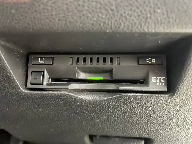 トヨタ パッソ モーダ 福島県 2019(令1)年 7.4万km パールホワイトⅢ トヨタセーフティセンス/・プリクラッシュセーフティ/・衝突被害軽減ブレーキ/・盗難防止装置/・車線逸脱警報装置/・コーナーセンサー/・オートマチックハイビーム/・スマートアシスト/純正7インチナビ/・型番：NSCN-W68/・フルセグTV/BT/AUX/AM/FM/・ドライブレコーダー/・ETC/・バックカメラ/ステアリングスイッチ/ベンチシート/プッシュスタート/・スマートキー/アイドリングストップ/LEDヘッドライト/・オートライト/電動格納ミラー/・ウィンカーミラー/純正フロアマット/ドアバイザー