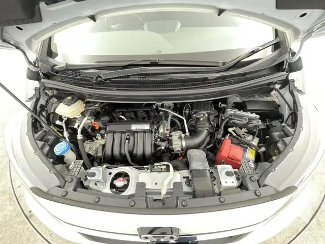 ホンダ フリード ハイブリット G ホンダセンシング 千葉県 2020(令2)年 1.1万km プラチナホワイトパール 禁煙車　/純正９型ナビ（VXM-217VFNi）/AM＆FM＆Bluetooth＆フルセグTV＆CD＆DVD/純正後席モニター　/ビルトインＥＴＣ　/ホンダセンシング/衝突軽減ブレーキ　/レーダークルーズコントロール　/レーンキープアシスト/バックカメラ　/シートヒーター　/両側電動スライドドア　/電動格納サイドミラー　/ＵＳＢポート/アイドリングストップ/ウィンカーミラー/2列目キャプテンシート/ドアバイザー/プッシュスタート/フロント電熱線