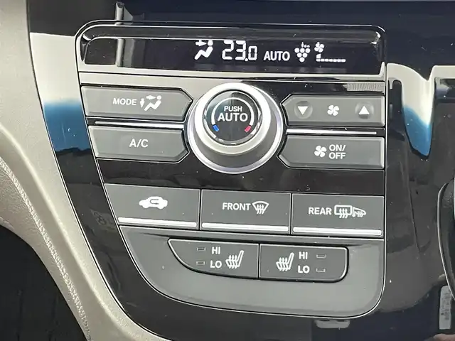 ホンダ フリード ハイブリット G ホンダセンシング 千葉県 2020(令2)年 1.1万km プラチナホワイトパール 禁煙車　/純正９型ナビ（VXM-217VFNi）/AM＆FM＆Bluetooth＆フルセグTV＆CD＆DVD/純正後席モニター　/ビルトインＥＴＣ　/ホンダセンシング/衝突軽減ブレーキ　/レーダークルーズコントロール　/レーンキープアシスト/バックカメラ　/シートヒーター　/両側電動スライドドア　/電動格納サイドミラー　/ＵＳＢポート/アイドリングストップ/ウィンカーミラー/2列目キャプテンシート/ドアバイザー/プッシュスタート/フロント電熱線