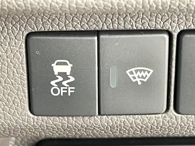 ホンダ フリード ハイブリット G ホンダセンシング 千葉県 2020(令2)年 1.1万km プラチナホワイトパール 禁煙車　/純正９型ナビ（VXM-217VFNi）/AM＆FM＆Bluetooth＆フルセグTV＆CD＆DVD/純正後席モニター　/ビルトインＥＴＣ　/ホンダセンシング/衝突軽減ブレーキ　/レーダークルーズコントロール　/レーンキープアシスト/バックカメラ　/シートヒーター　/両側電動スライドドア　/電動格納サイドミラー　/ＵＳＢポート/アイドリングストップ/ウィンカーミラー/2列目キャプテンシート/ドアバイザー/プッシュスタート/フロント電熱線