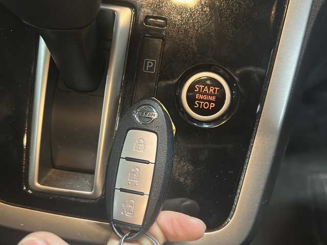 日産 セレナ X 広島県 2016(平28)年 8.8万km アズライトブルー 社外ナビ（MAX675W）/バックカメラ/エマージェンシーブレーキ/車線逸脱防止警報/クルーズコントロール/ETC/スマートキー