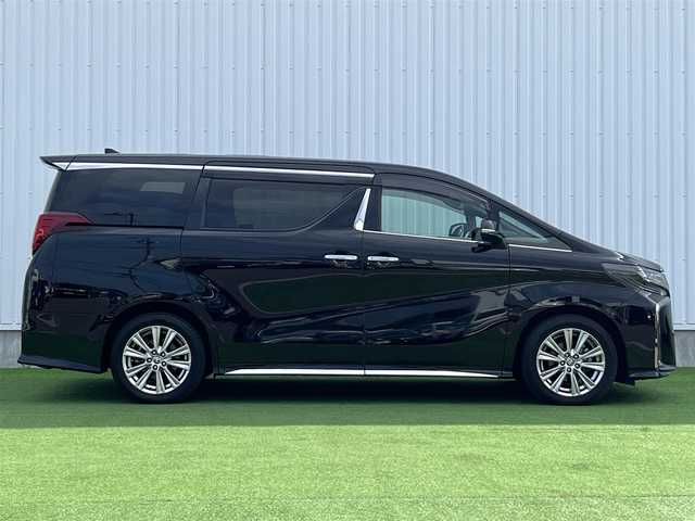 トヨタ アルファード S タイプゴールド 岐阜県 2020(令2)年 5.6万km ブラック 純正ディスプレイオーディオ/フルセグTV/DVD/CD/Bluetooth/純正フリップダウンモニター/両側パワースライド/ハーフレザーシート/トヨタセーフティセンス/・プリクラッシュセーフティ/・レーダークルーズコントロール/・レーンデパーチャーアラート/・オートマチックハイビーム/・クリアランスソナー/オートホールド/プッシュスタート/スマートキー/オートライト/LEDヘッドライト/フォグランプ/純正18インチアルミホイール