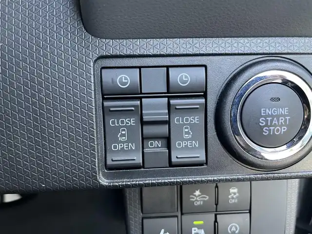 ダイハツ タント カスタム X 高知県 2019(令1)年 6.4万km シャイニングホワイトパール 純正ナビ/　Bluetooth/フルセグ/　CD/DVD/AM/FM/全方位カメラ/両側パワースライドドア /ETC/ナビ連動ドライブレコーダー/ローダウン/ロングスライドシート/パーキングアシスト/ハーフレザーシート/ロールサンシェード/コーナーセンサー/ステアリングスイッチ/プッシュスタート/スペアキー/純正フロアマット/純正14インチアルミホイール/LEDヘッドライト/オートライト/アイドリングストップ/ベンチシート/盗難防止装置