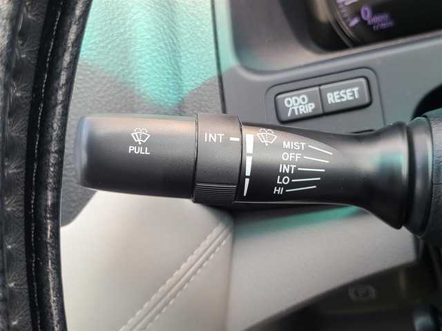 トヨタ クラウン アスリート アスリート 福岡県 2010(平22)年 7.9万km プレミアムシルバーパール フルセグテレビ/純正ナビ/バックカメラ/HIDオートライト/ETC/パワーシート/クルコン/スマートキー/純正18インチアルミホイール/純正フロアマット