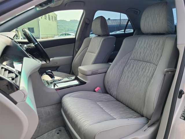 トヨタ クラウン アスリート アスリート 福岡県 2010(平22)年 7.9万km プレミアムシルバーパール フルセグテレビ/純正ナビ/バックカメラ/HIDオートライト/ETC/パワーシート/クルコン/スマートキー/純正18インチアルミホイール/純正フロアマット