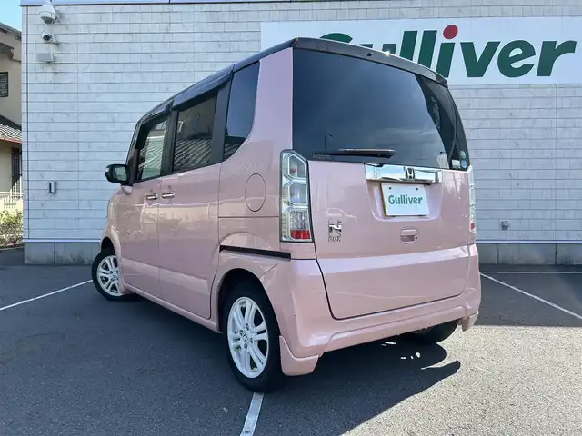 ホンダ Ｎ ＢＯＸ G SSパッケージ 静岡県 2017(平29)年 3.8万km プレミアムピンクP 純正SDナビ/（AM/FM/DVD/BT/iPod）/フルセグTV/TV走行中視聴可能/バックカメラ/両側パワースライドドア/前席シートヒーター/ドライブレコーダー/ビルトインETC/プッシュスタート/スマートキー/スペアキー×1/横滑り防止装置/盗難防止装置/衝突被害軽減システム/純正フロアマット/純正アルミホイール/ドアバイザー/保証書/取扱説明書