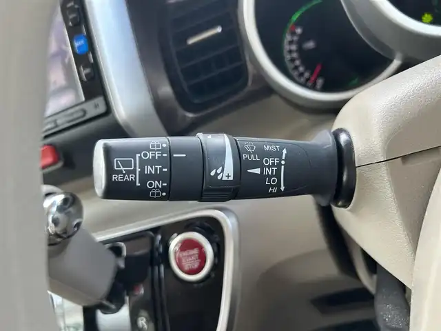 ホンダ Ｎ ＢＯＸ G SSパッケージ 静岡県 2017(平29)年 3.8万km プレミアムピンクP 純正SDナビ/（AM/FM/DVD/BT/iPod）/フルセグTV/TV走行中視聴可能/バックカメラ/両側パワースライドドア/前席シートヒーター/ドライブレコーダー/ビルトインETC/プッシュスタート/スマートキー/スペアキー×1/横滑り防止装置/盗難防止装置/衝突被害軽減システム/純正フロアマット/純正アルミホイール/ドアバイザー/保証書/取扱説明書