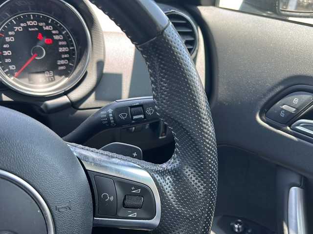 アウディ ＴＴクーペ 1．8 TFSI Sライン コンペティション 秋田県 2014(平26)年 8.6万km デイトナグレーパールエフェクト 社外スタッドレスタイヤ17インチ四本つき/Bluetooth/純正ナビ/バックカメラ/フルセグ