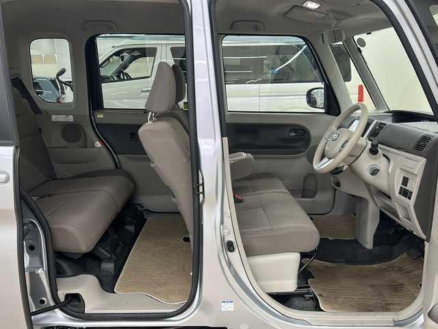 ダイハツ タント L リミテッド SAⅢ 道央・札幌 2019(平31)年 5.4万km ブライトシルバーメタリック /4WD//純正ナビ：NMZK-W69D/(AM/FM/TV/CD/DVD/ipod/USB/BT)//バックカメラ//ステアリングスイッチ//アイドリングストップ//オートマチックハイビーム//パワーモード切替//USBポート//衝突被害軽減システム//横滑り防止装置