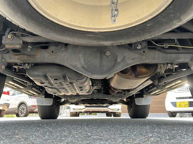 トヨタ ランドクルーザー プラド TX Lパッケージ 佐賀県 2014(平26)年 12.2万km ブラック 純正ナビ(CN-RE05WD)/Bluetooth/CD/DVD/USB/クルーズコントロール/地デジテレビ/ガラスルーフ/衝突軽減システム/レーンアシスト/前席シートヒーター/前席パワーシート/LEDオートライト/オートエアコン/ETC/スペアキー/純正フロアマット/純正アルミホイール/保証書/取扱説明書